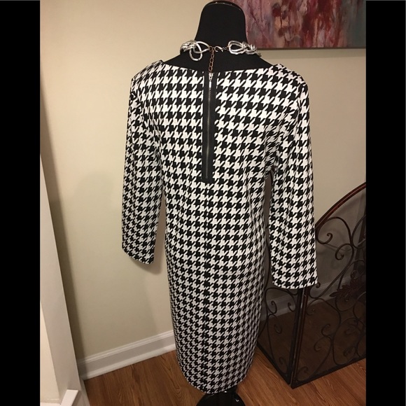 Apt. 9 Dress - Picture 2 of 2